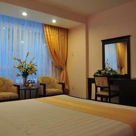 Dong Kinh A Hotel Cidade de Ho Chi Minh Exterior foto