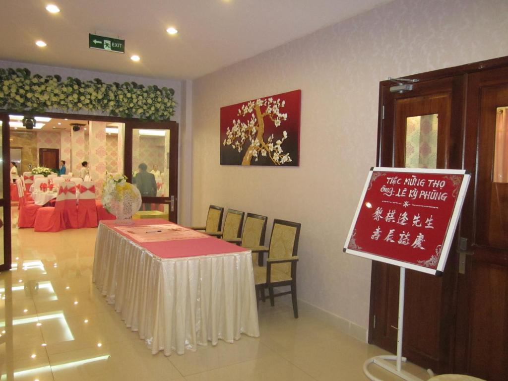 Dong Kinh A Hotel Cidade de Ho Chi Minh Exterior foto