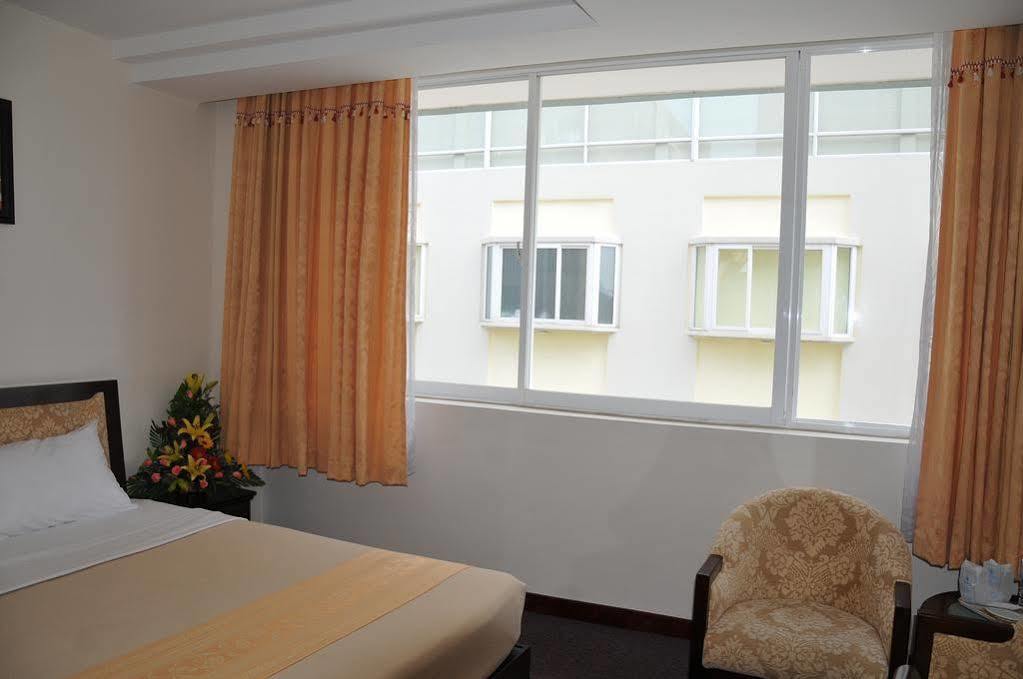 Dong Kinh A Hotel Cidade de Ho Chi Minh Exterior foto